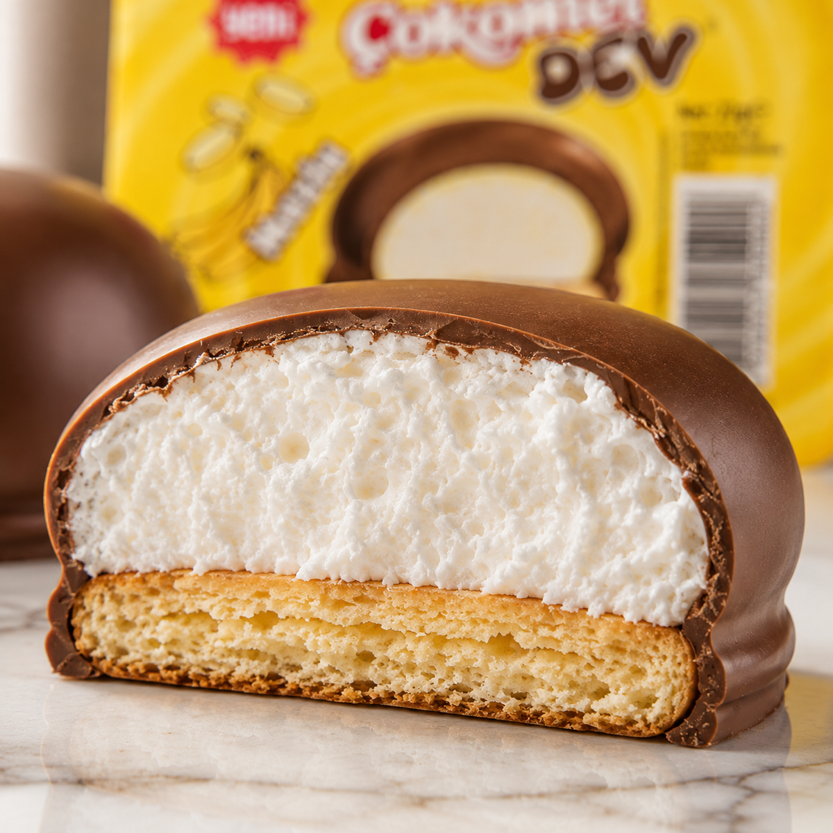 أولكر شوكوميل جاينت بسكويت مارشميلو مغطى بالشوكولاتة بنكهة الموز 22 جم
